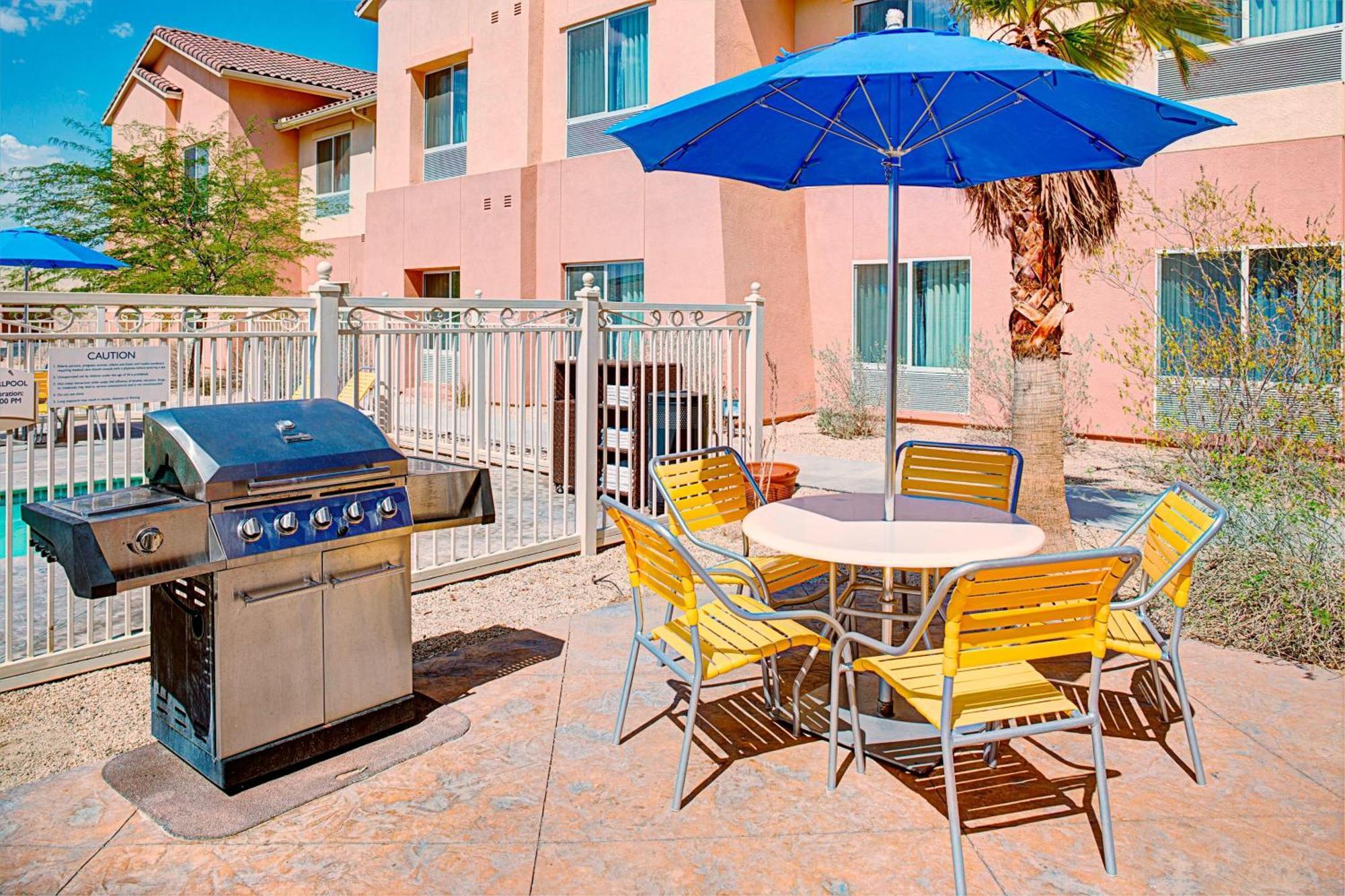Fairfield & - Joshua Tree National Park Hotel